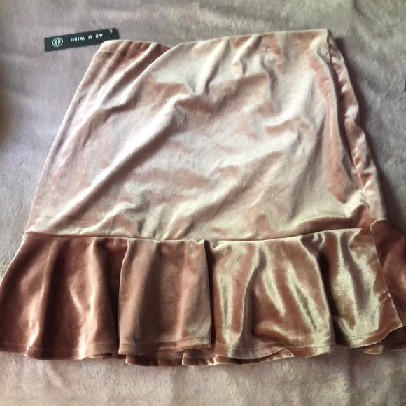 Brand new with tags as you wish velvet skirt YB - Picture 1 of 6